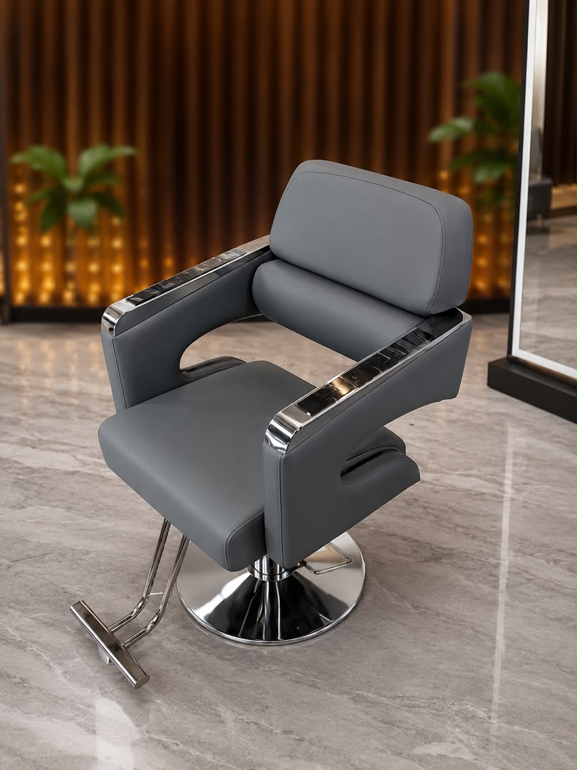 WhatsApp Image 2026-06-29 at 19.17.18 Chaise pour salon de coiffure – Image 1